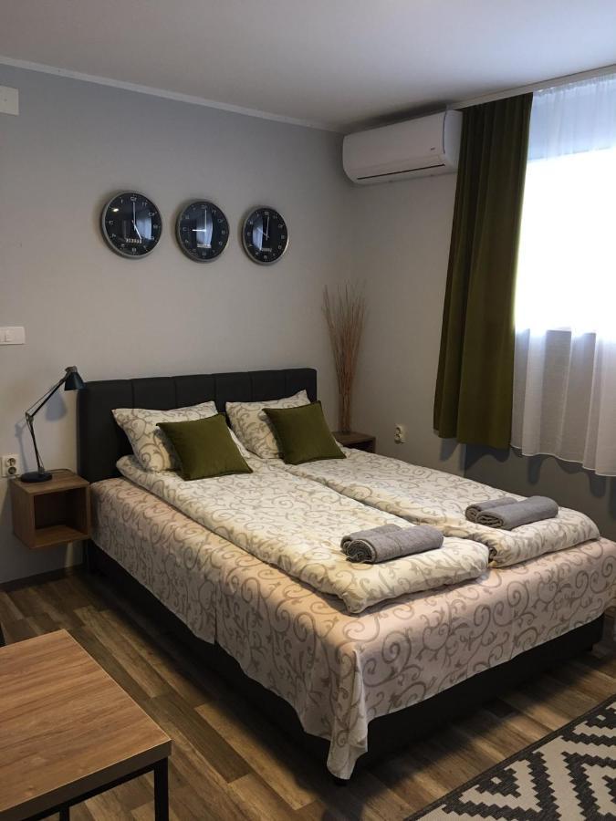 Sombor 19 Central Apartment Ngoại thất bức ảnh