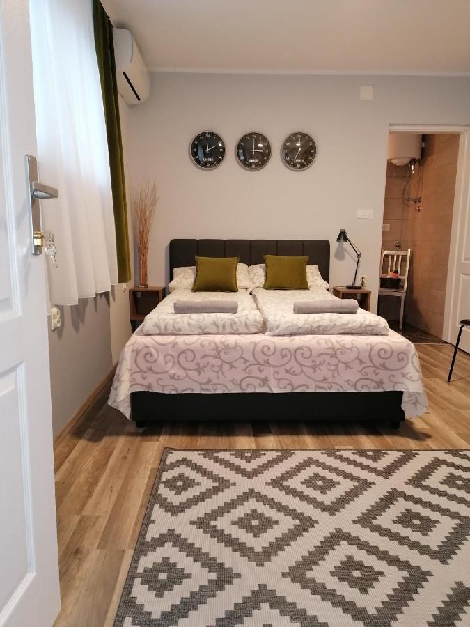 Sombor 19 Central Apartment Ngoại thất bức ảnh