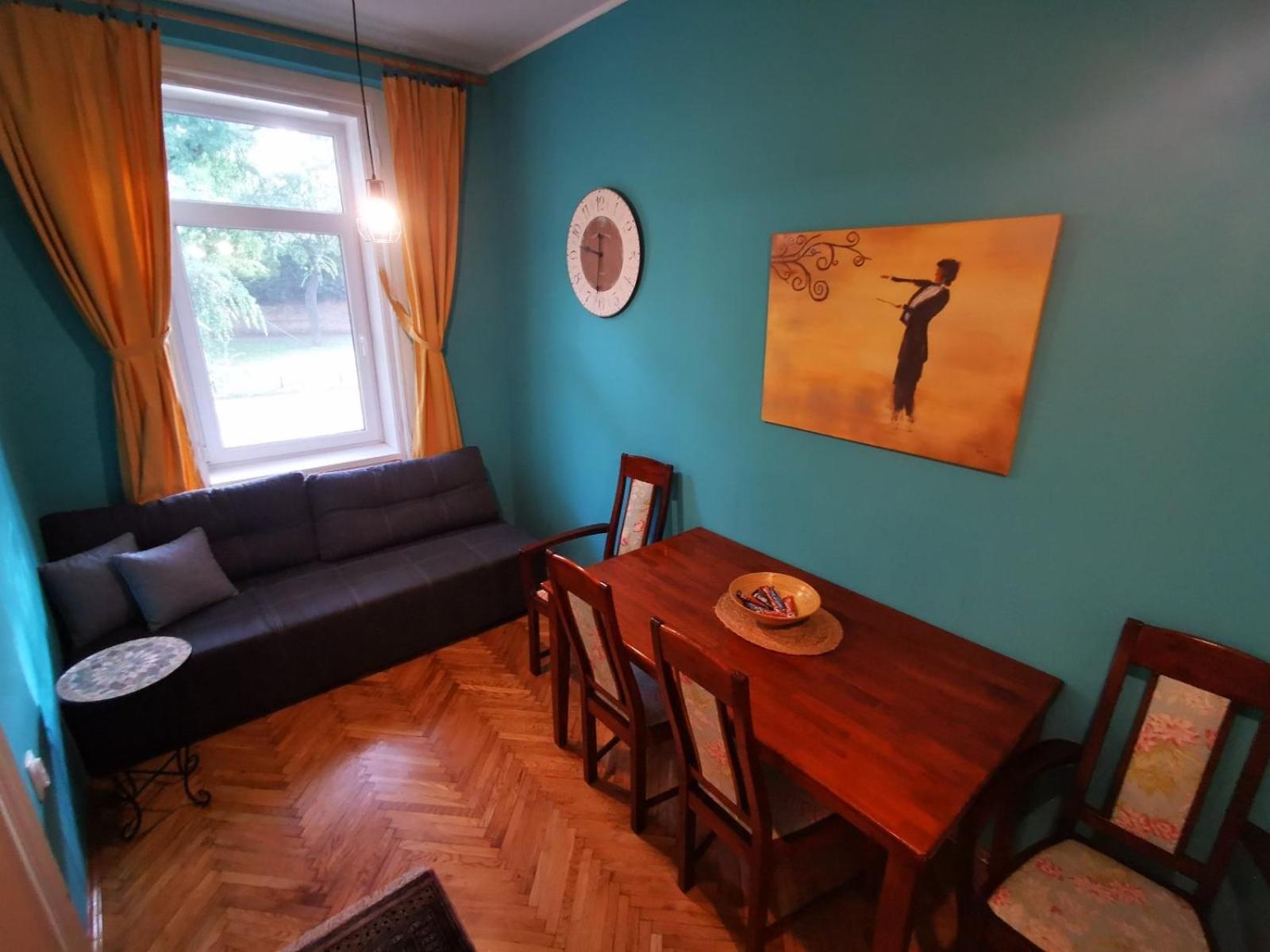 Sombor 19 Central Apartment Ngoại thất bức ảnh